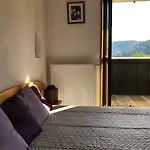 Отель Restaurant Le Au Bord Du Жерарме