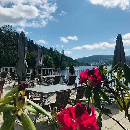Restaurant Le Au Bord Du Szálloda