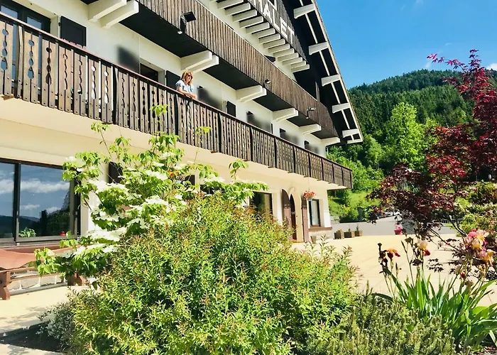 Restaurant Le Au Bord Du Hotel